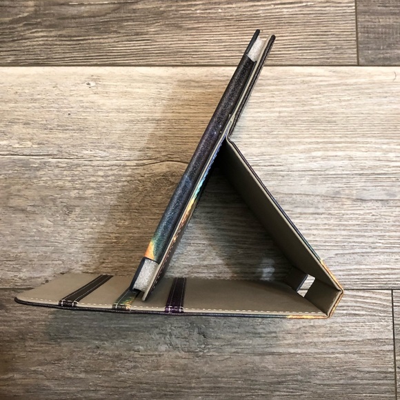 MoKo tablet 🌌 cover - Picture 2 of 3